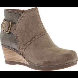 Dansko Shirley Booties - size 41